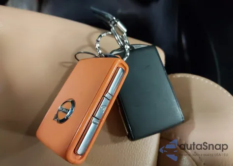 2022 Volvo Xc40 T5 Inscription from USA, damaged, VIN YV4162UL2N2642246